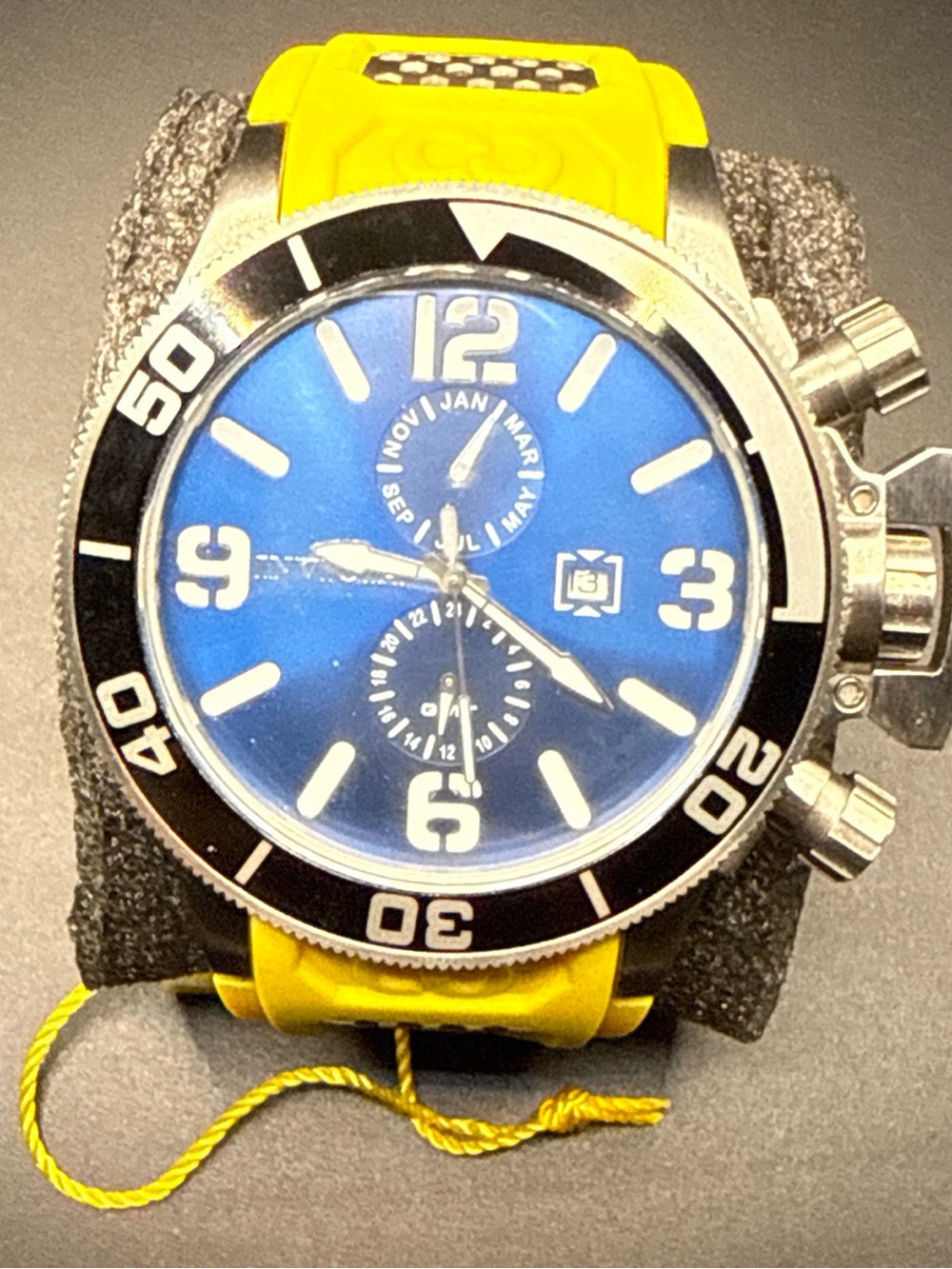 Invicta Men's CORDUBA Blue Dial GMT Quartz SS Yellow Polyurathane Strap Watch